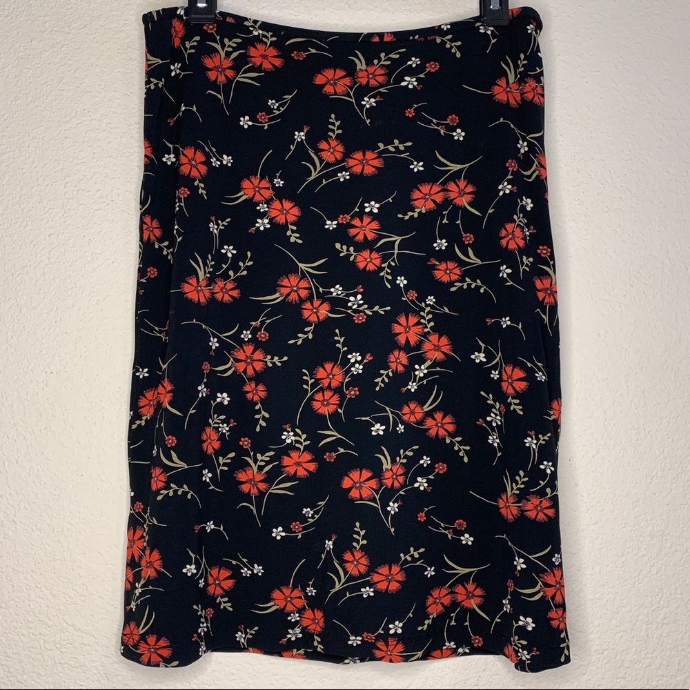 Ann Taylor Red floral on black pencil skirt